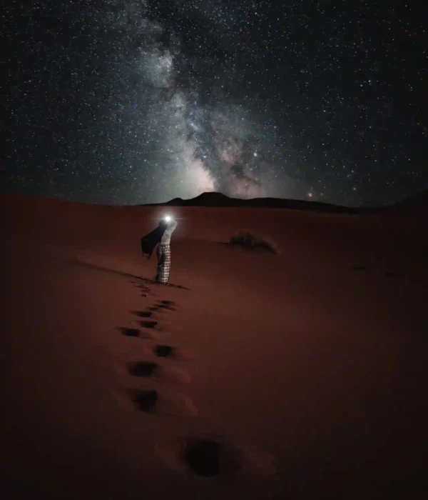 Stargazing-in-the-Sahara-desert-scaled